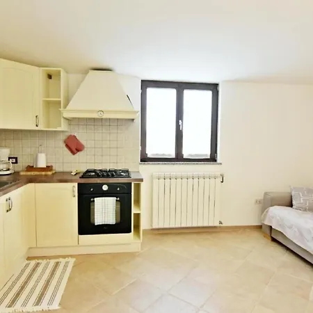 Neue In Valica Mit Terrasse *